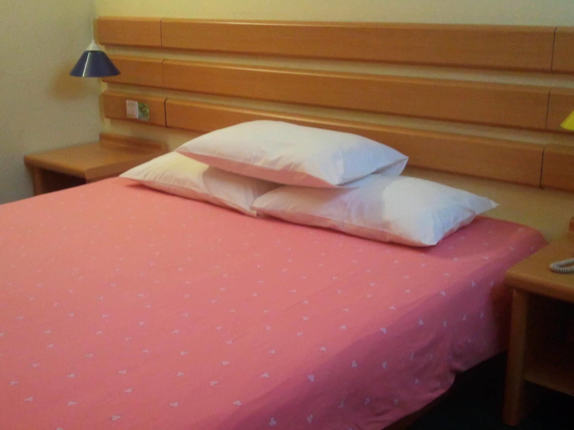 Home Inn Kanton Exterior foto